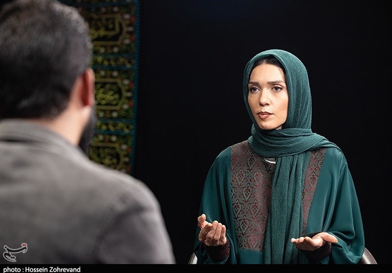 «منتهی»| ماجرای معجزه ای که شهرزاد کمال زاده در خانه حضرت علی(ع) دید/چرا باید «شو» بازی کنیم؟- اخبار رادیو و تلویزیون - اخبار فرهنگی تسنیم 4 حرم حضرت علی علی(ع) , امام حسین (ع) , کربلا , صدا و سیما , تلویزیون , سینمای ایران , بازیگران , هنرمندان , اربعین 1402 , پیاده روی اربعین , کاظمین ,