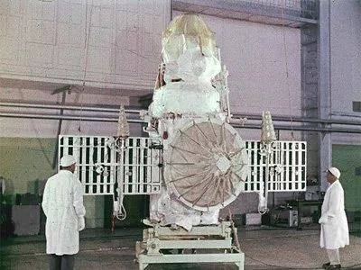 1697685530 929 ونرا 4 اولین کاوشگر فضایی که وارد جو سیاره دیگری.webp