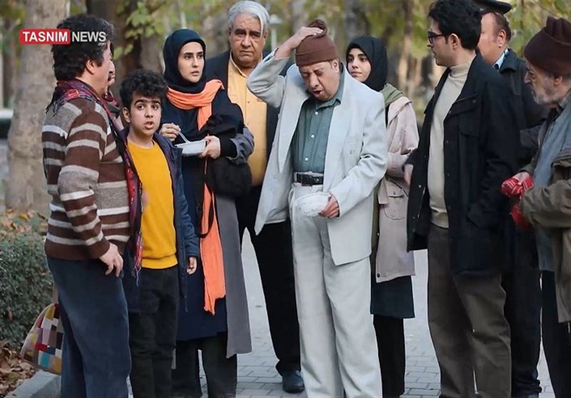 دوربین تسنیم در پشت صحنه سریال ۹۰ شبی تلویزیون/ چند لحظه با «چرخ گردون» حمید لولایی و علیرضا خمسه + فیلم