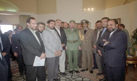 سفر فیدل کاسترو به تهران در سال ۱۳۸۰ + عکس