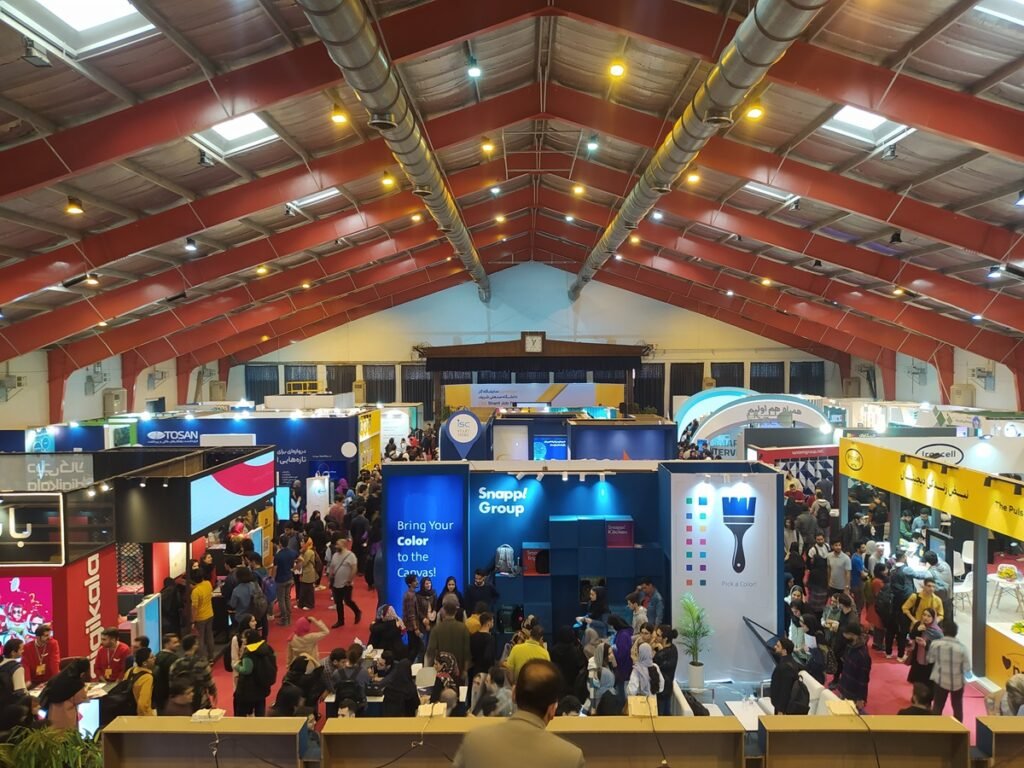 سیزدهمین نمایشگاه کار دانشگاه شریف؛ میزبان ۲۰ هزار بازدیدکننده می بود