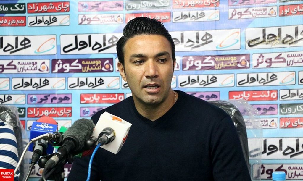 شاگردانم روبه رو تراکتور بسیار بودند