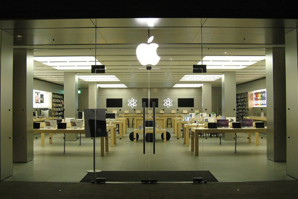 شکایت از اپل به‌خاطر عدم اراعه مزایا به کارمندان راه اندازی‌دهنده اتحادیه‌های کارگری