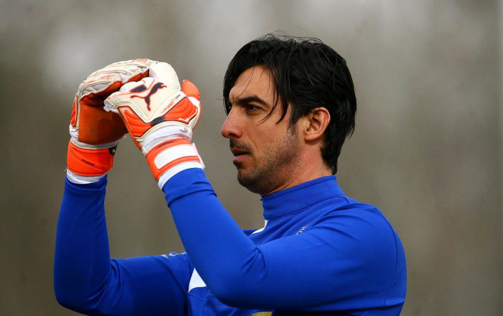 سیدمهدی رحمتی با ناکامی روبه رو استقلال از نساجی استعفا داد