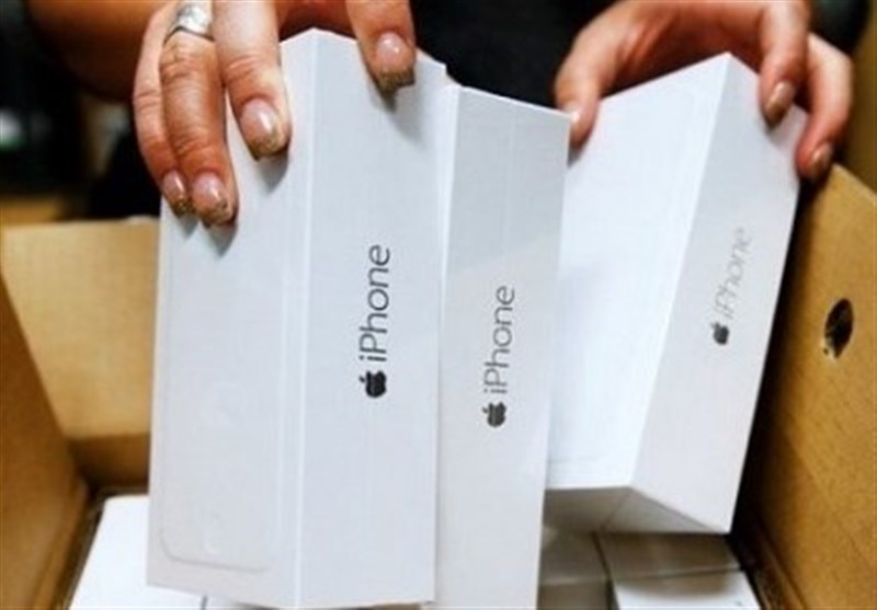 ۲.۵ میلیارد دلار گوشی موبایل از گمرک ترخیص شد