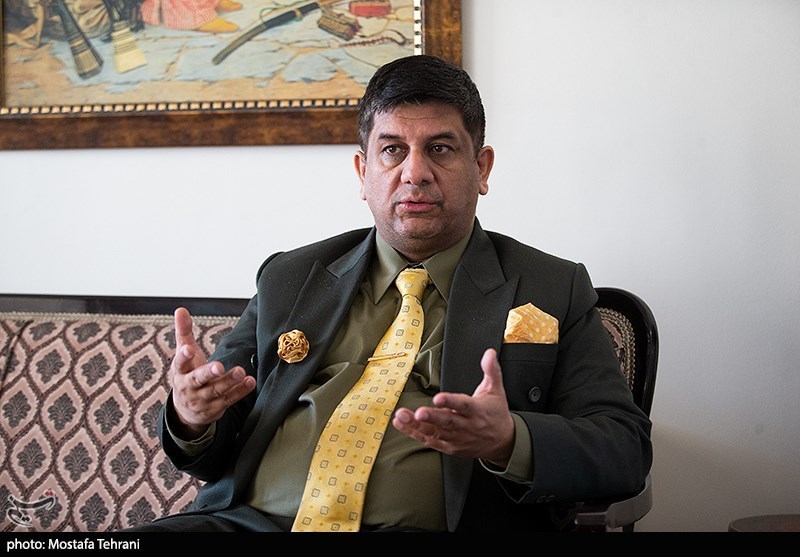 علاقه رئیس مؤسسه فرهنگی اکو به زندگینامه امام خمینی(ره) و تاریخ ایران/ سرانجام پارکِ اکو به کجا رسید؟ 8 امام خمینی , فرهنگ و هنر ,