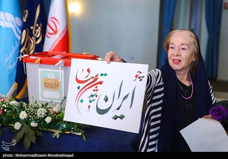 وجود هنرمندان پای صندوق رای به روایت عکس 72 تالار وحدت , تخلفات انتخاباتی ,