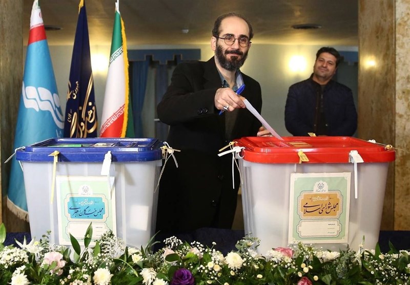 وجود هنرمندان پای صندوق رای به روایت عکس 80 تالار وحدت , تخلفات انتخاباتی ,