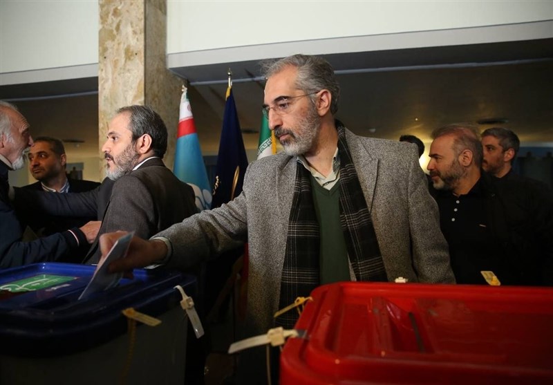 تالار وحدت , تخلفات انتخاباتی , 