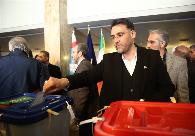 تالار وحدت , تخلفات انتخاباتی , 