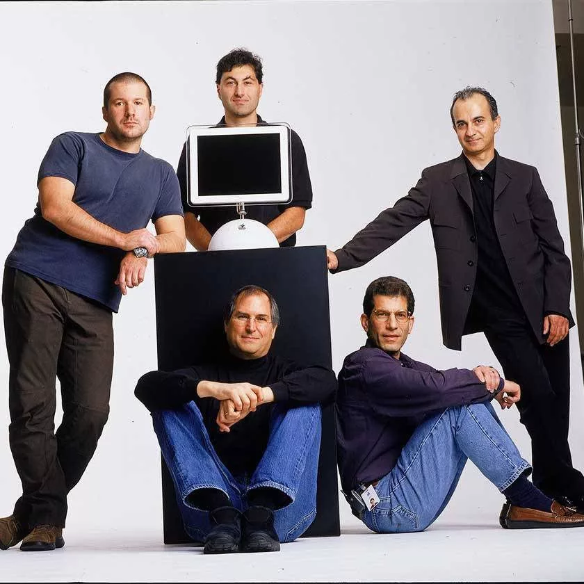 بیوگرافی سینا تمدن، معاون ارشد شرکت Apple سپس از استیو جابز_راسخ 6 سینا تمدن