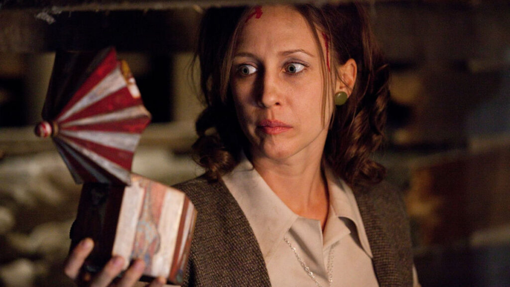 ۲۰ فیلم ترسناک که بر پایه داستان واقعی ساخته شدند_راسخ 85 The Conjuring