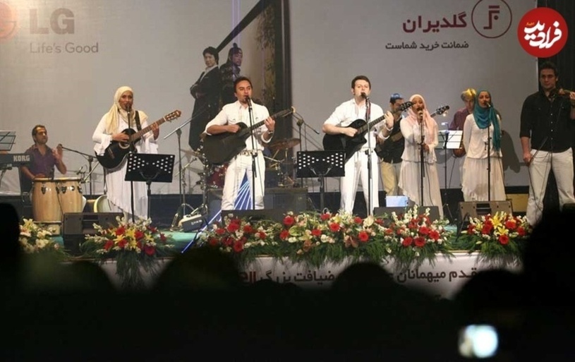 عکسهای یادگاری «جومونگ» با گروه آریان عکسهای یادگاری «جومونگ» با گروه آریان