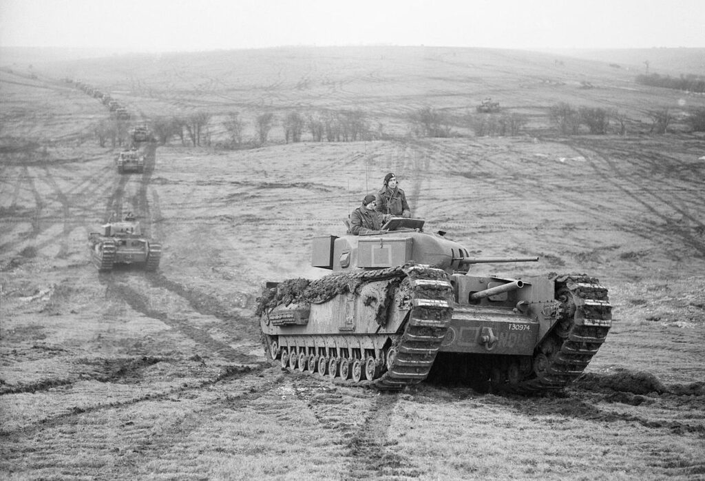 1720715038 781 تانک های با طراحی سه توپ در حال برگشت به