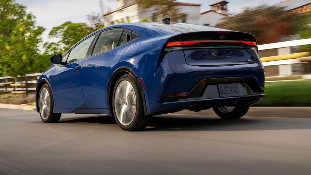 فروش تویوتا پریوس طی ماه ژوئن در آمریکا: تنها ۱۳ دستگاه!_راسخ