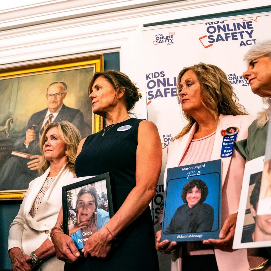 والدین حامی قانون ایمنی آنلاین کودکان