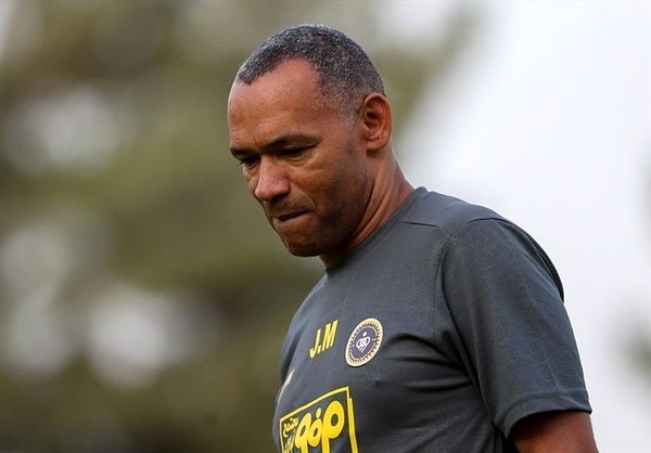 ژوزه مورایس سرمربی تیم فوتبال سپاهان اصفهان ماند