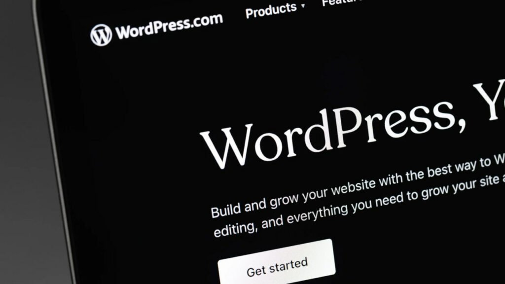 هر آنچه باید از درگیری جنجالی بنیانگذار وردپرس با WP Engine بدانید_راسخ 3 WordPress