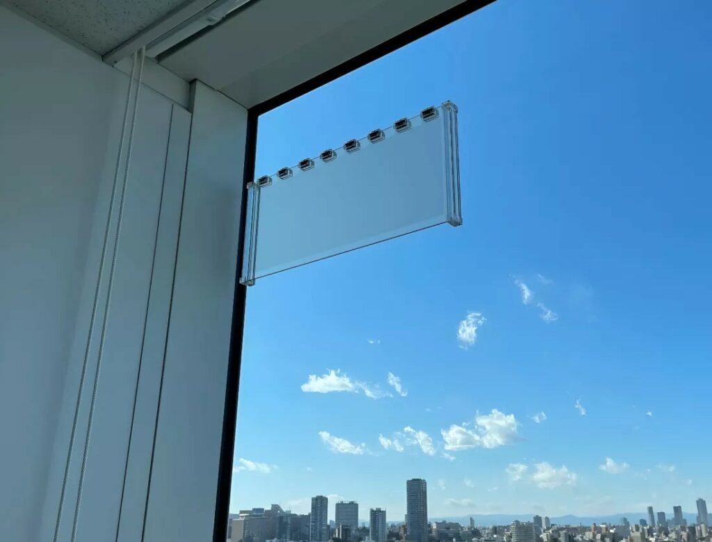 اولین آنتن 5G شفاف دنیا روی پنجره ساختمانی در توکیو نصب شد_راسخ