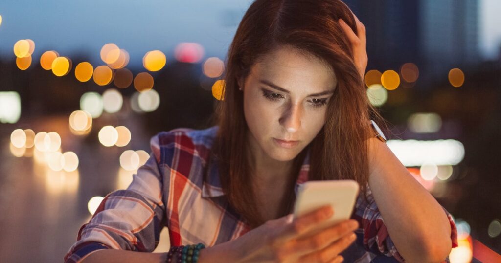 1731229430 738 منفعت گیری از شبکه‌های اجتماعی تأثیر مقداری بر سلامت روان