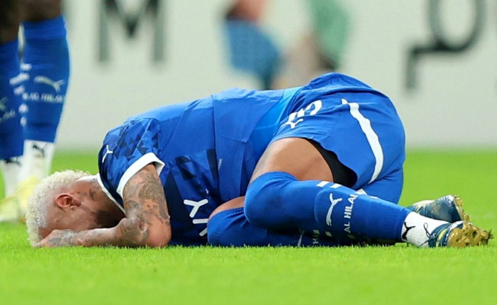 نیمار به صدمه دیدن خود در دیدار با استقلال عکس العمل نشان داد_راسخ