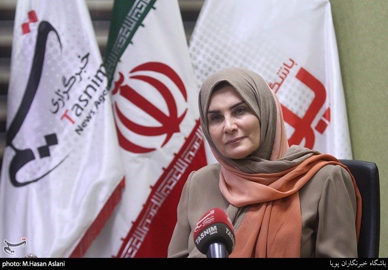 “گیتی خامنه” مجری برنامه شبکه یک شد_راسخ