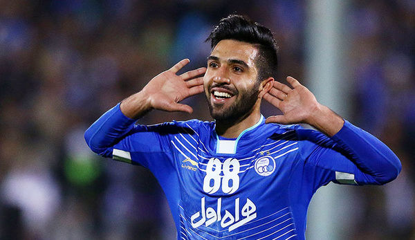 فرشید اسماعیلی دو جلسه محروم و ۲۰۰ میلیون جریمه شد_راسخ