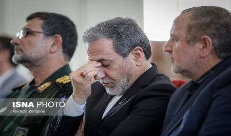 چهره غمگین عراقچی در مراسم گرامیداشت شهادت حاج قاسم + عکس_راسخ