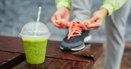 ۴ نوشیدنی فوق‌العاده برای رفع عطش هنگام فعالیت ورزشی در گرما