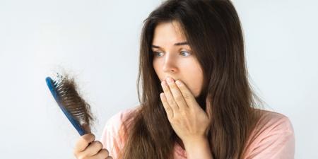 راهکارهای ساده برای کنترل ریزش مو_راسخ